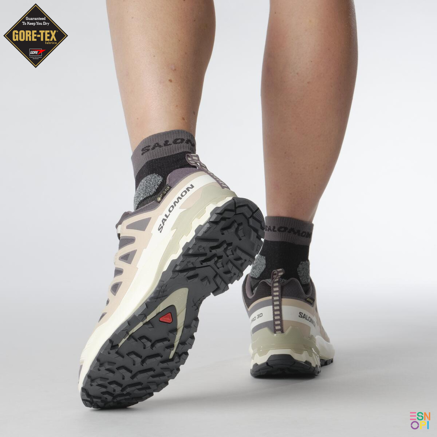 XA PRO 3D V9 GORE-TEX (کفش‌ فضای باز زنانه)
